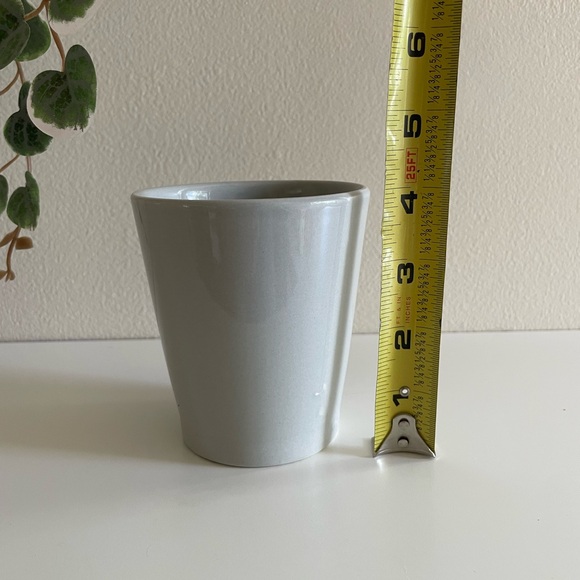 Plant Pot - Picture 6 of 6